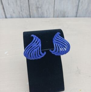 Vintage Metal Blue Painted Abstract Clip On Earrings Art To Wear Swirl Statement